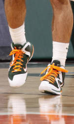 Coaches vs. Cancer Suits & Sneakers Weekend