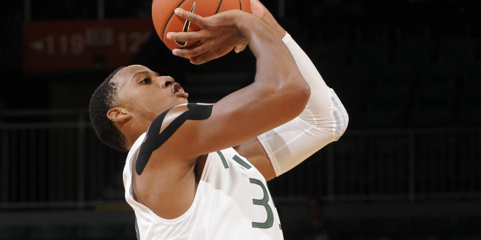 Kadji Scores 19 in UM's Loss to No. 4 Arizona