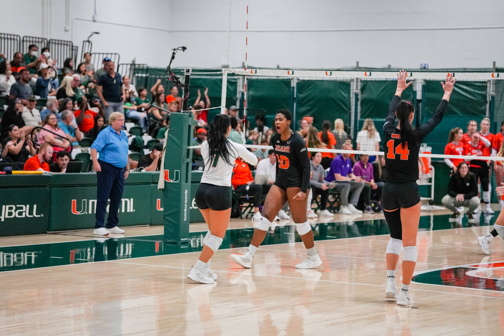Canes Notch Five-Set Win Over Clemson
