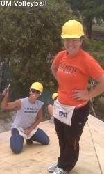 Hurricanes Volleyball Gives Back to the Community