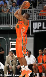 Hurricanes Return to ACC Play at Boston College