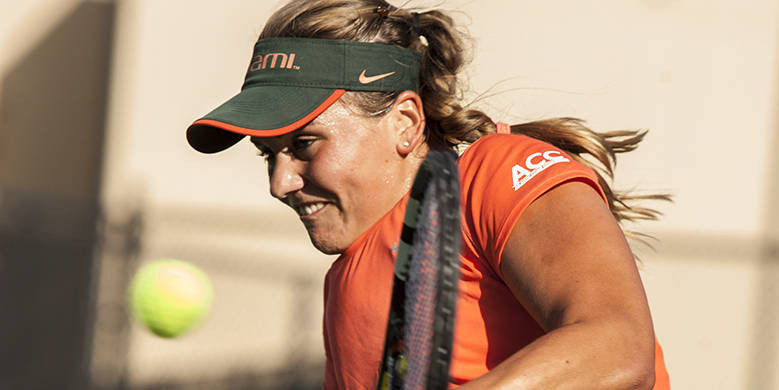 Wagner and Lohan Advance to Singles Quarters