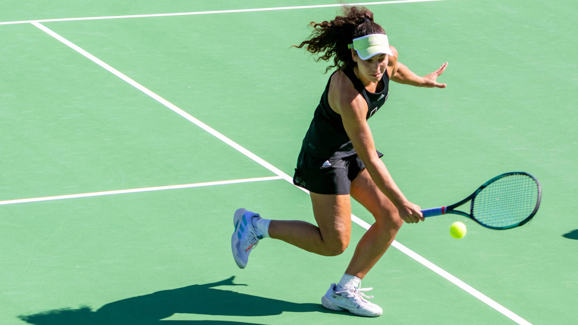 W. Tennis Drops 5-2 Decision at Top-Ranked North Carolina