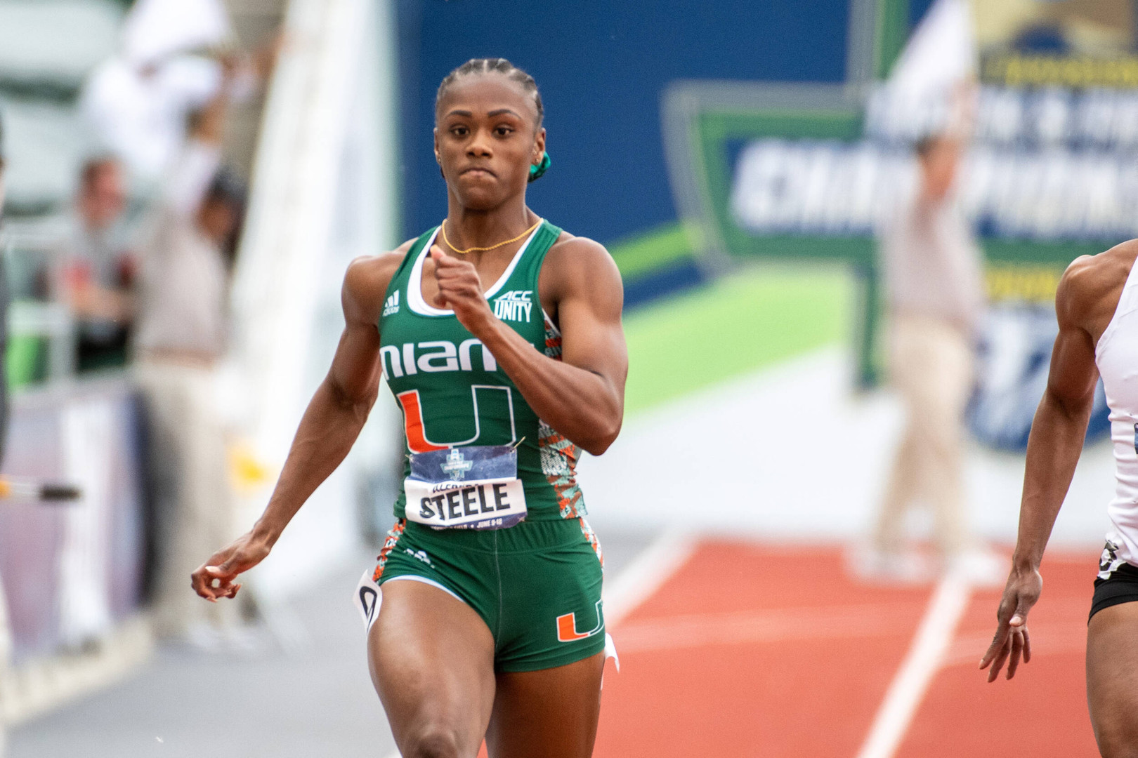 Steele Advances in Both 100m and 200m Final at NCAAs
