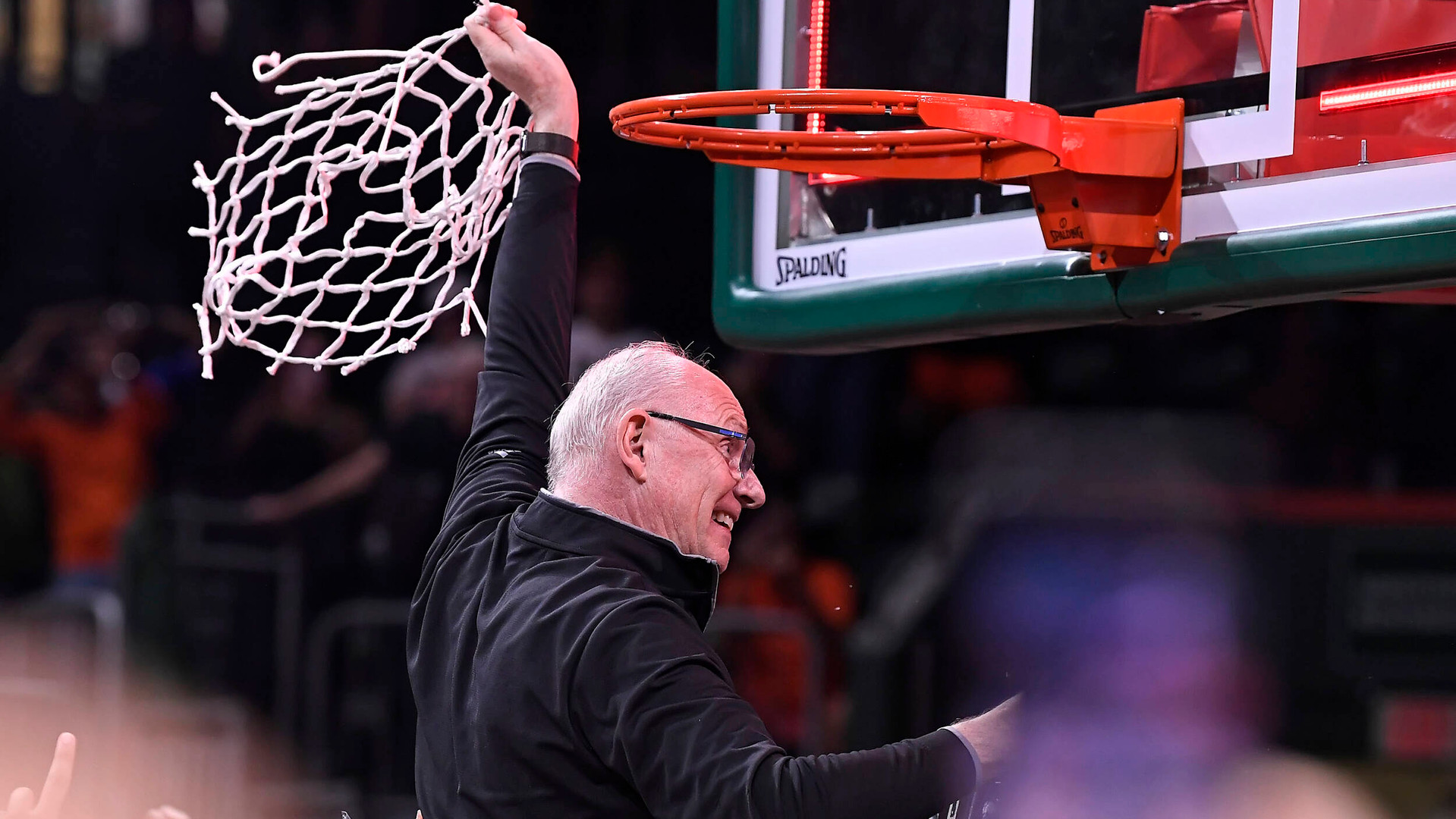 Larrañaga Named 2024 Joe Lapchick Character Award Recipient