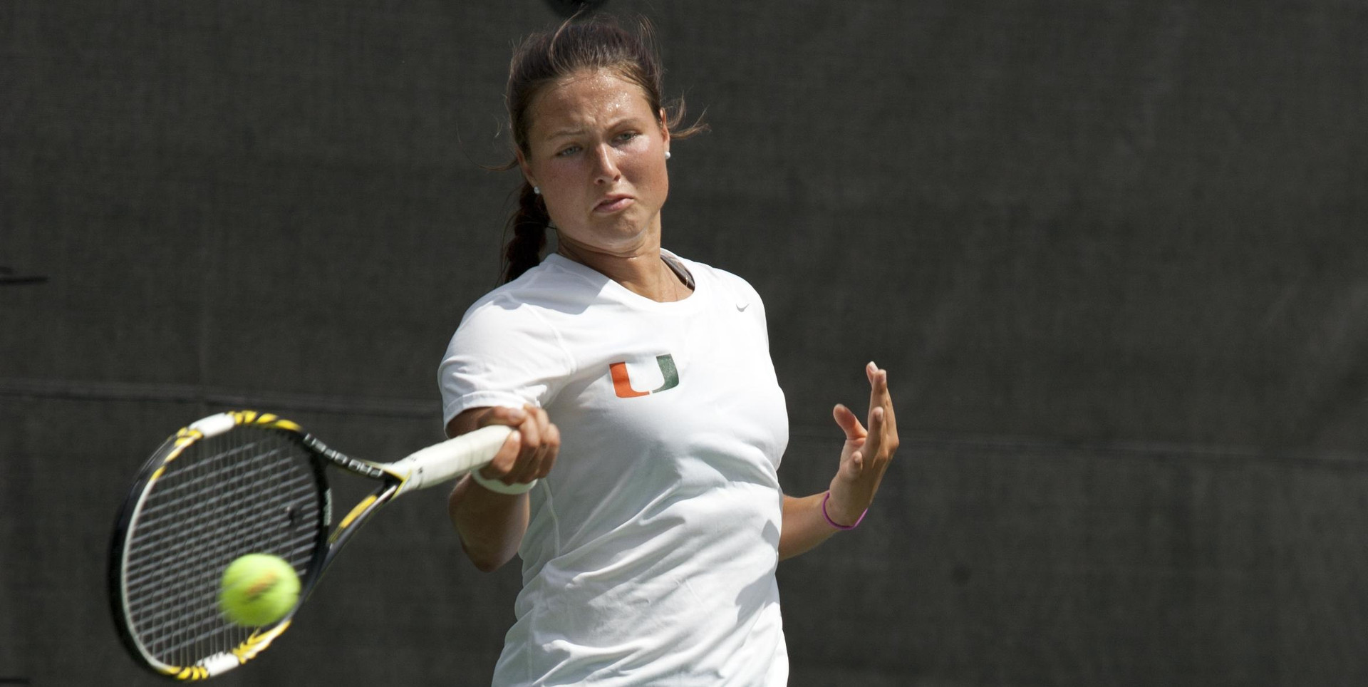 No. 9 Miami Blanks No. 24 Illinois 7-0