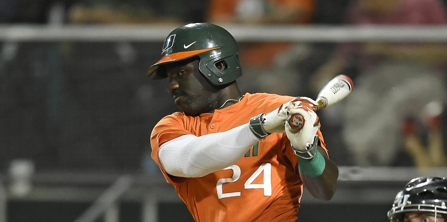 No. 12 Baseball Finishes Off Sweep of NYIT
