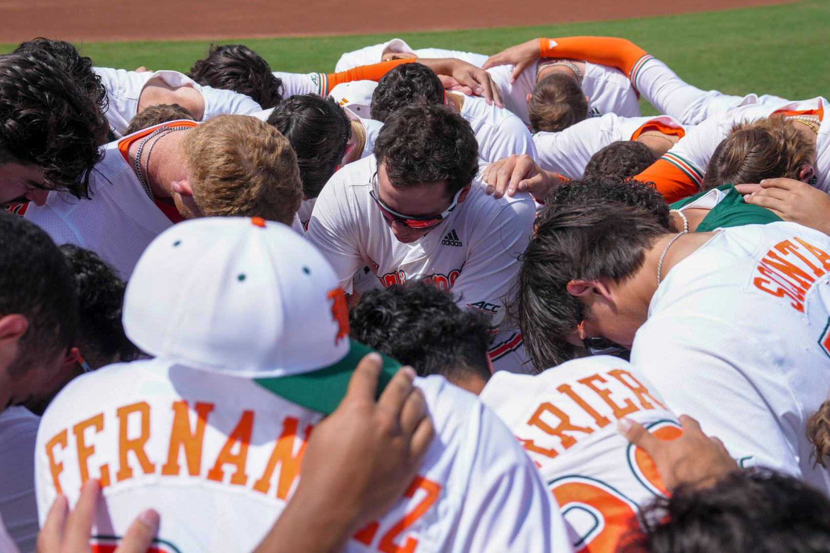 Miami Drops Series Finale to No. 4 Florida