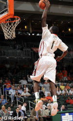 Men's Basketball Opens Season at Home Saturday
