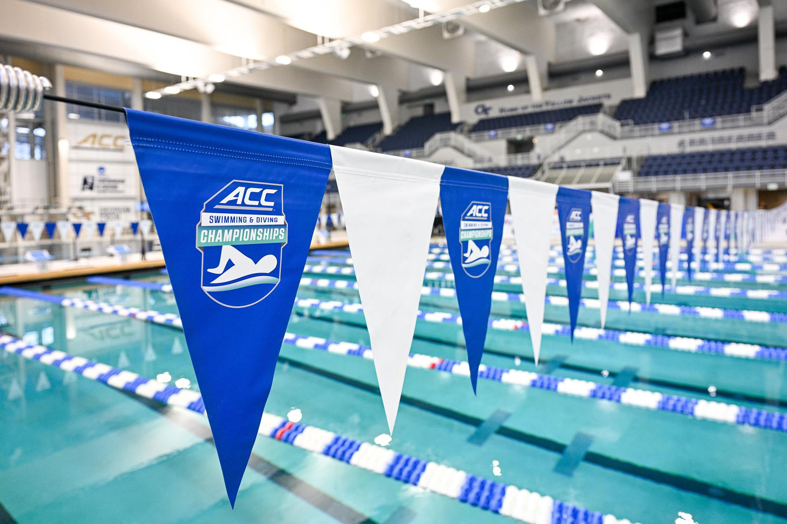 Massey, Videment Lead Miami on Day 5
