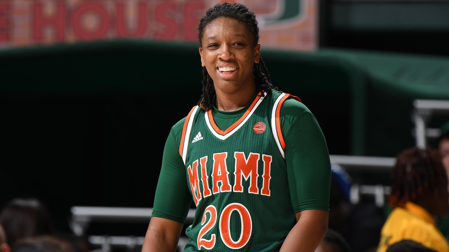 Hayes Signs with Team in France’s NF1