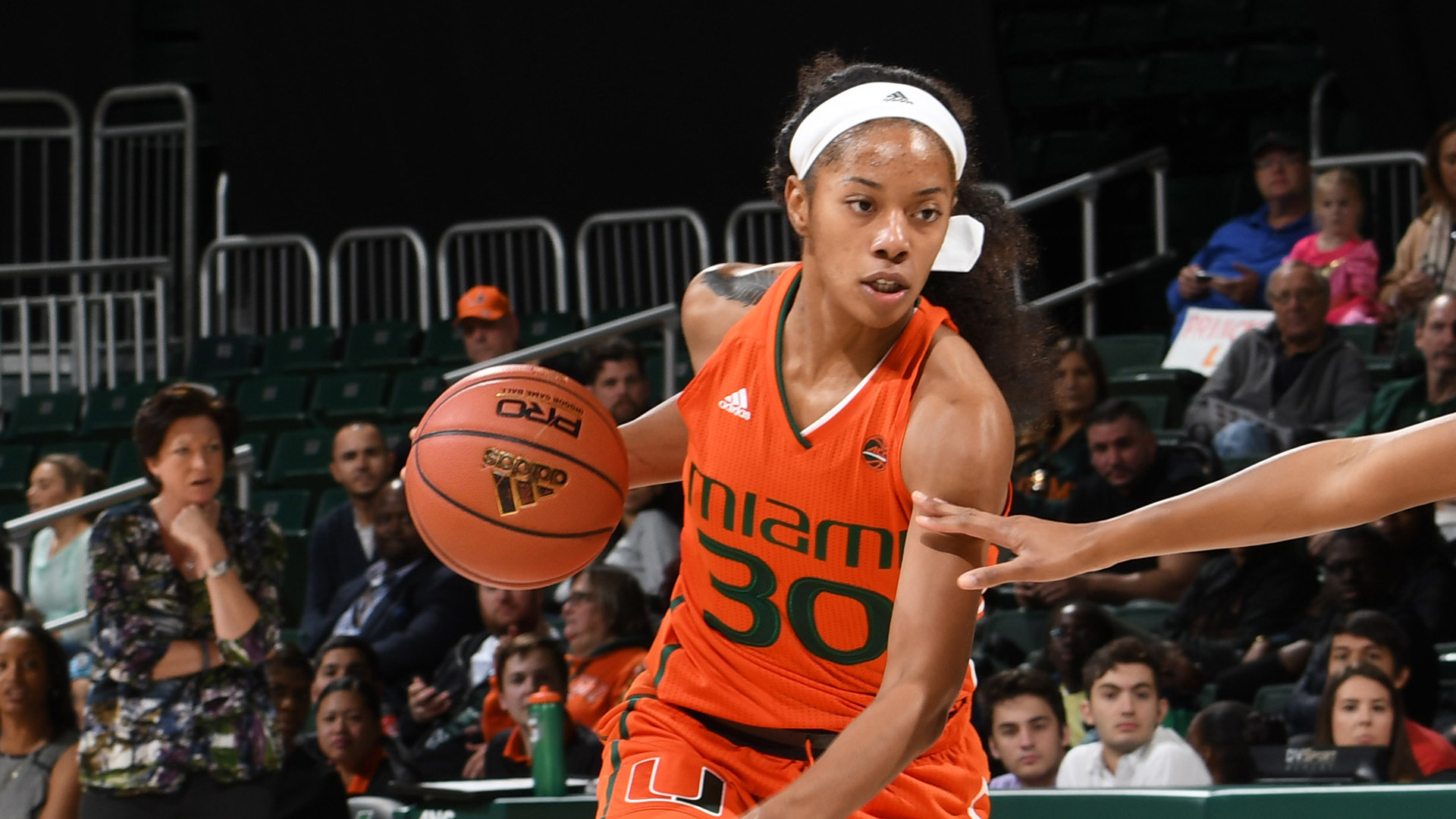 WBB Earns Eighth Straight Road Win over VT, 82-78