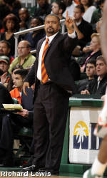 Hurricanes Ink Two Standouts in Early Signing Period
