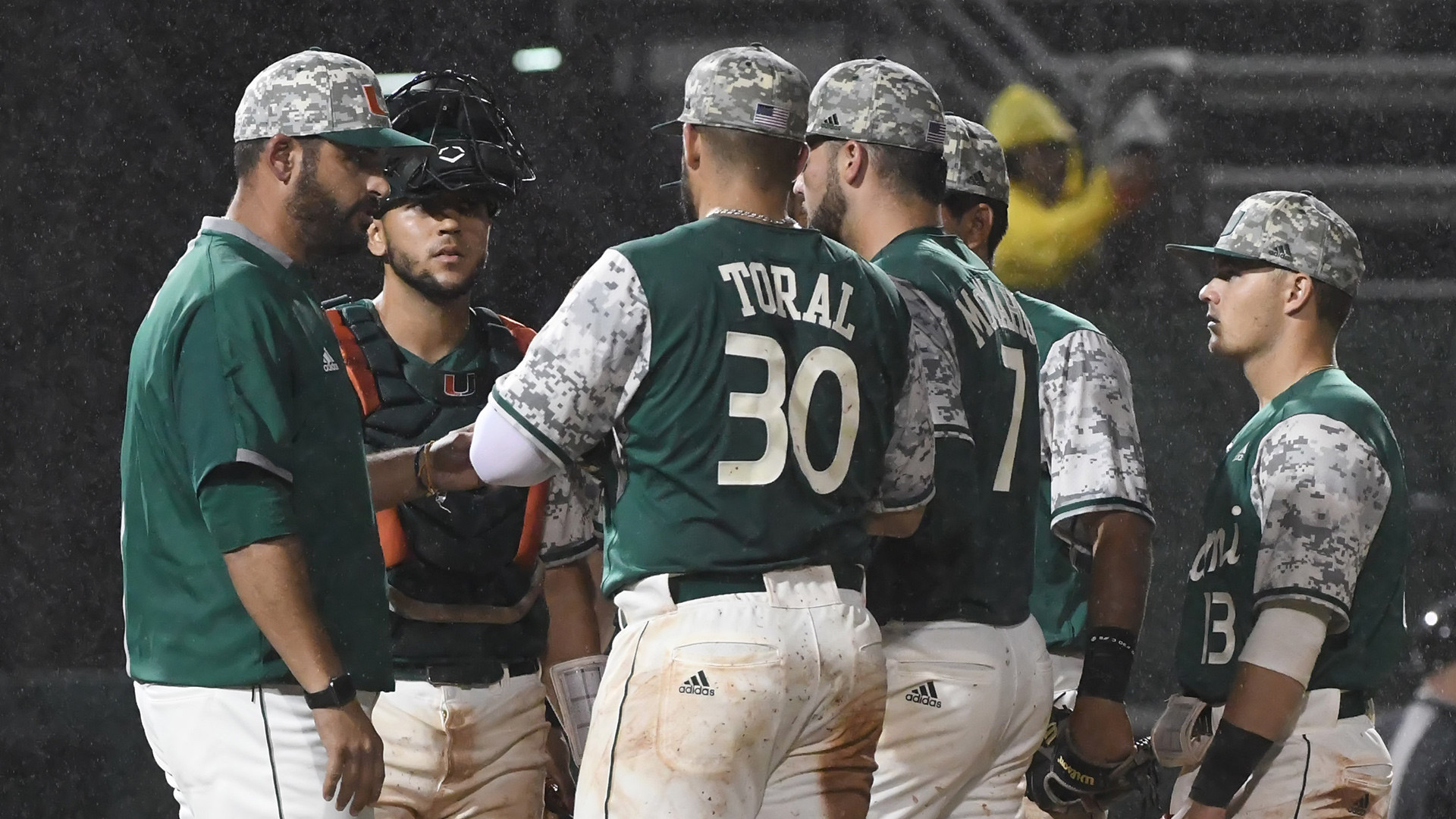 Miami Drops Extra-Inning Heartbreaker to Gators