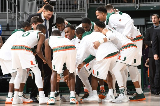 FAU at Miami - Team Huddle.jpg
