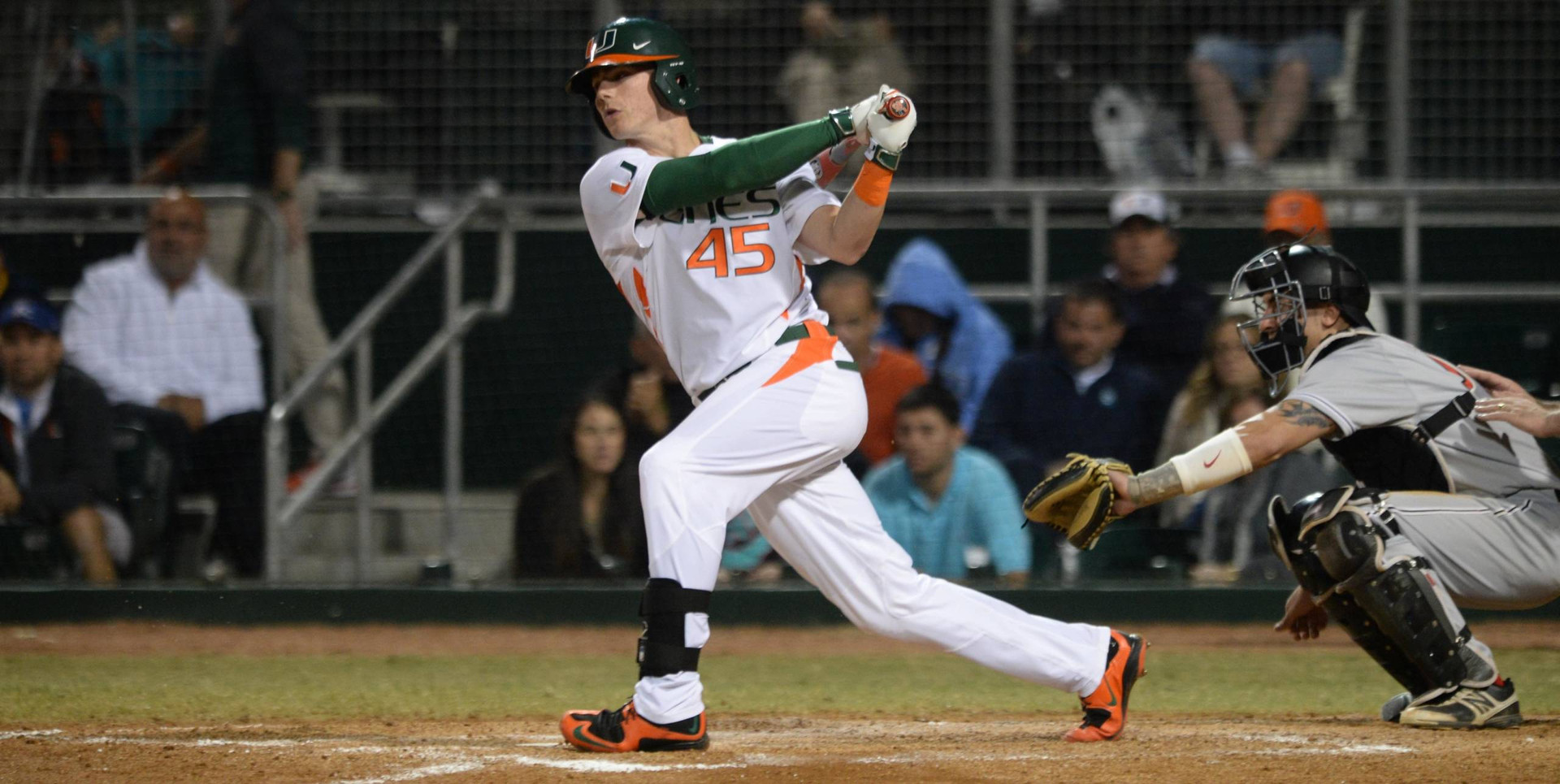 Chester Homers in Baseball's 5-3 Loss to FAU