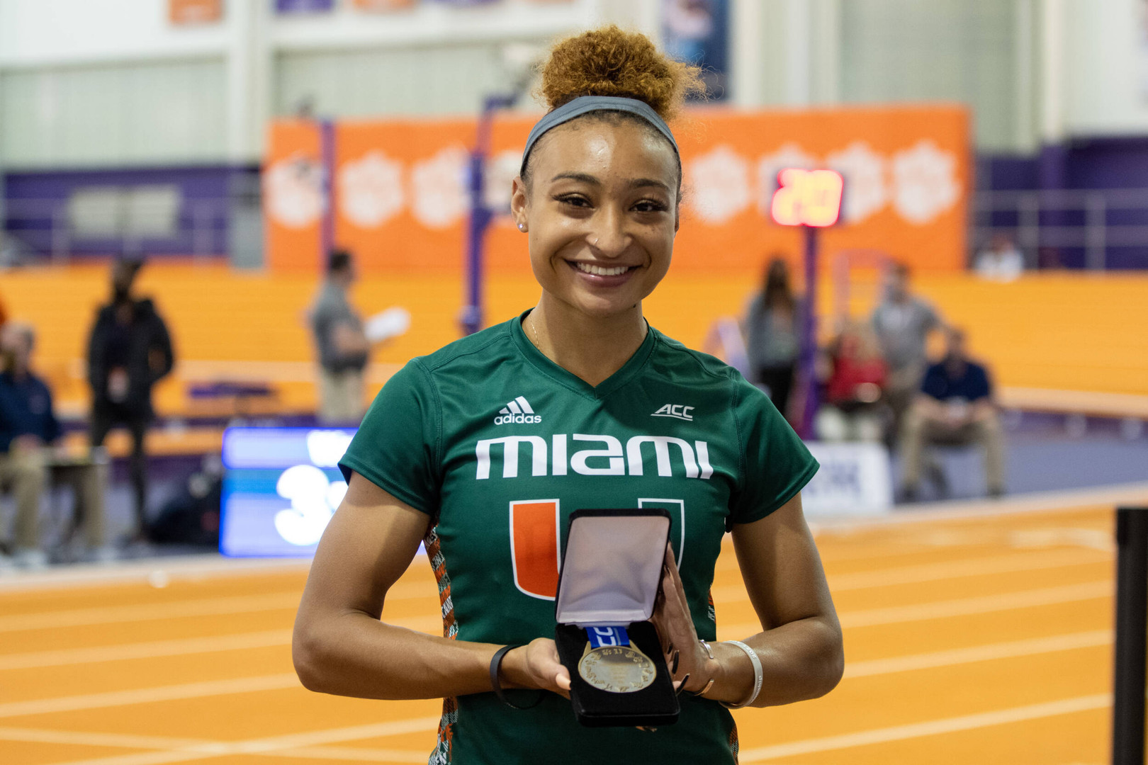 Harris Earns Bronze in Canes LJ Debut