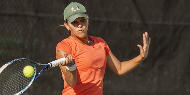 W. Tennis Picks Up Six Wins at Duke Fab Four