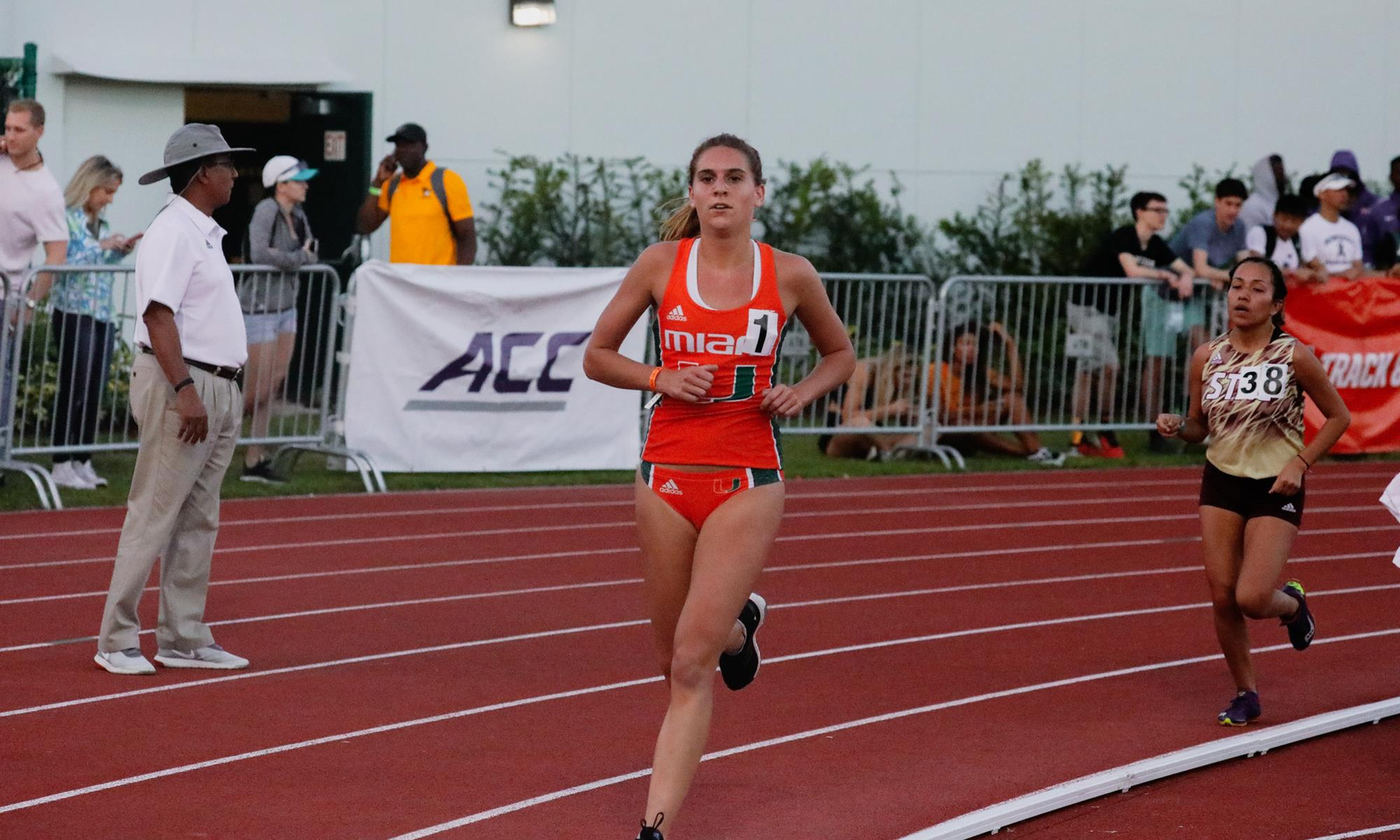 den Otter and Schultheis Win Big at Hurricane Invitational
