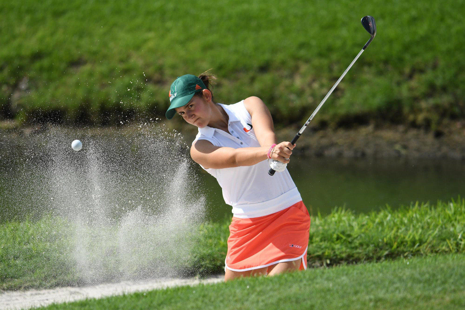 Canes Card Sunday Best 17-Under-Par