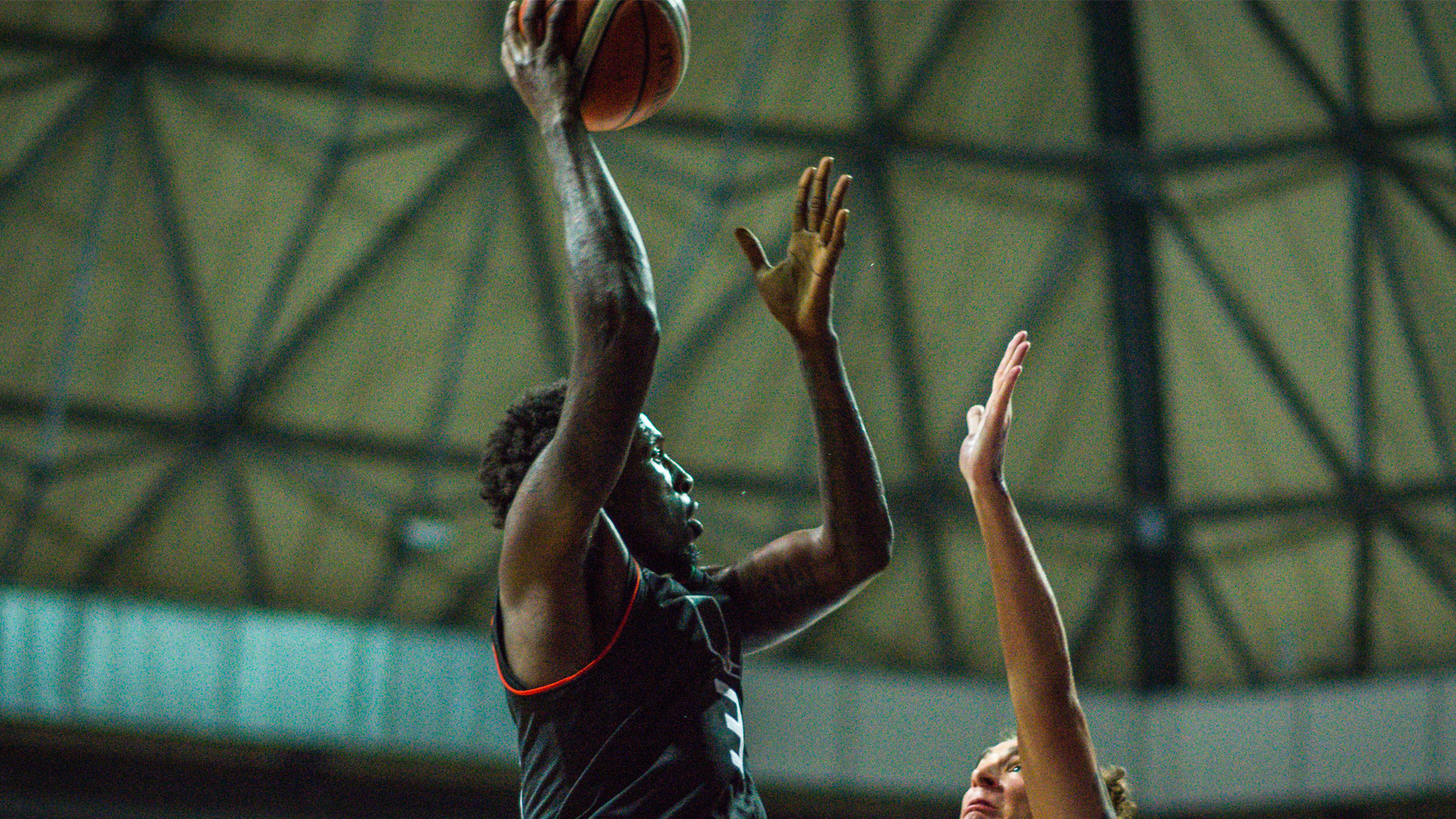 Brooks Brings Winning Ways to The U
