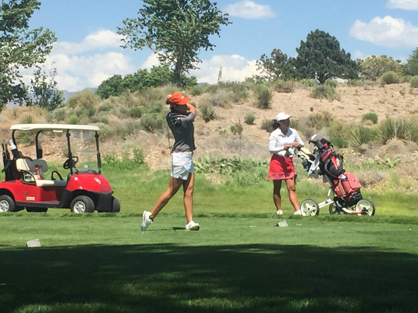 @HurricanesGolf Sits in 10th Place at the NCAA Regional After One Round