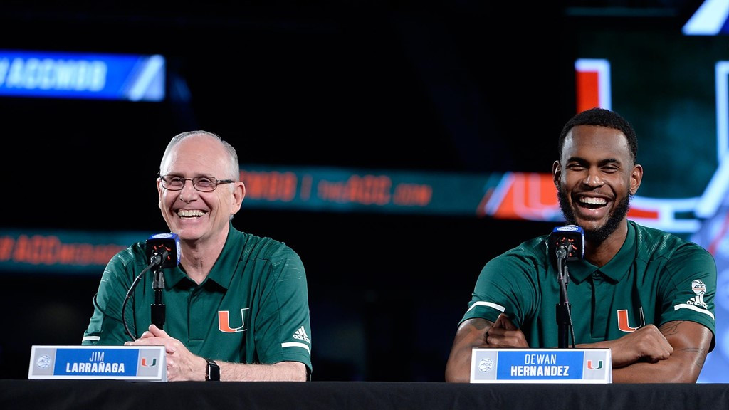 Larrañaga Announces Addition of Dewan Hernandez to MBB Staff