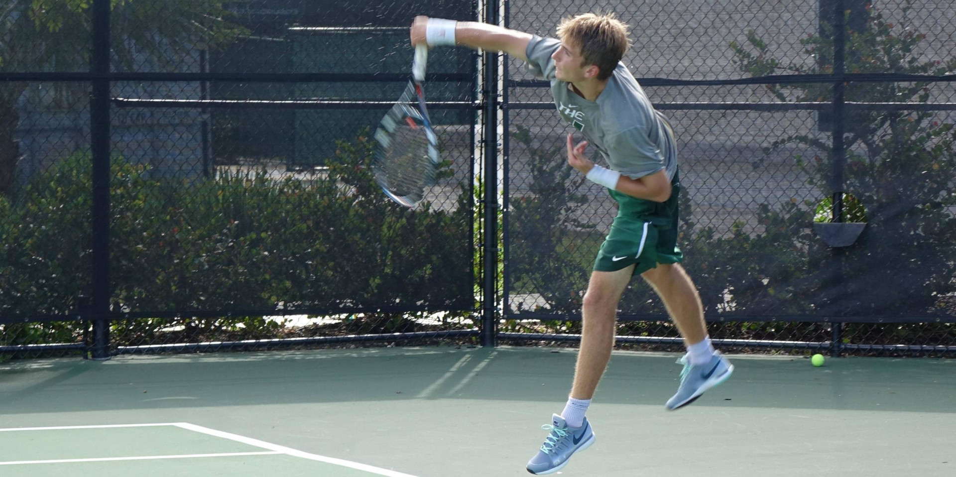 Lomacki Advances, Will Play Top Seed Thursday