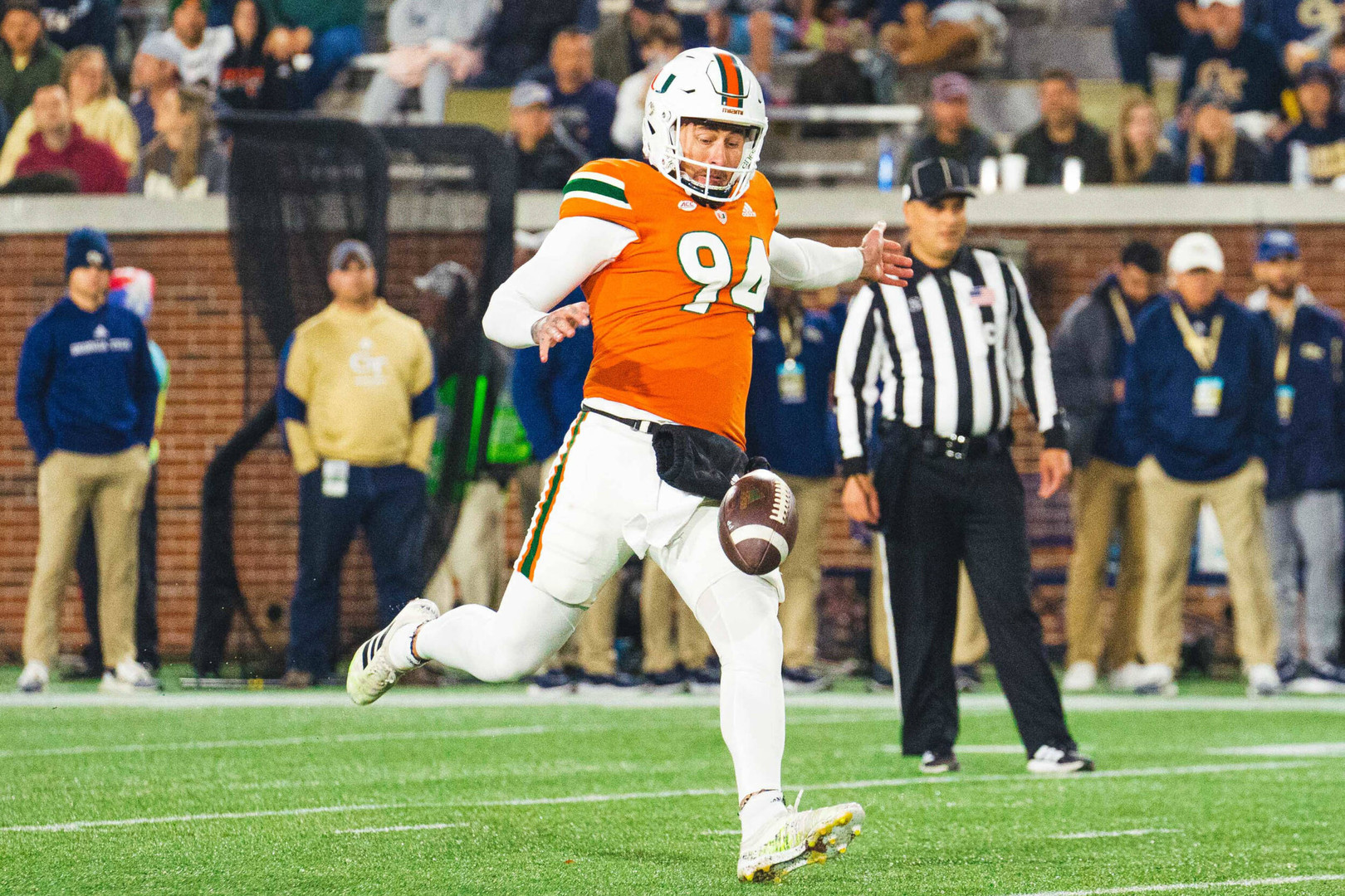 Hedley Tabbed Semifinalist for Ray Guy Award
