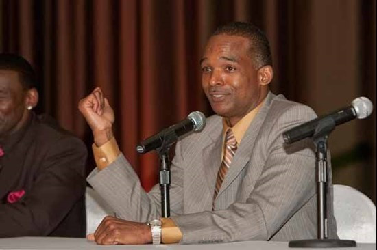 An Evening with UM Football Greats
Celebrating the University of Miami Football Program
Featuring
Head Coach Randy Shannon, Former UM and NFL...