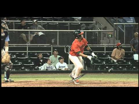 Miami Hurricane Esteban Tresgallo Hits a Walk off HR to Beat #3 UNC on 4 7 12