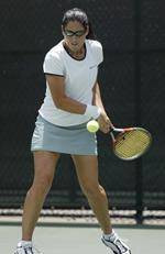 Women's Tennis Completes Day One Of The Gator Classic