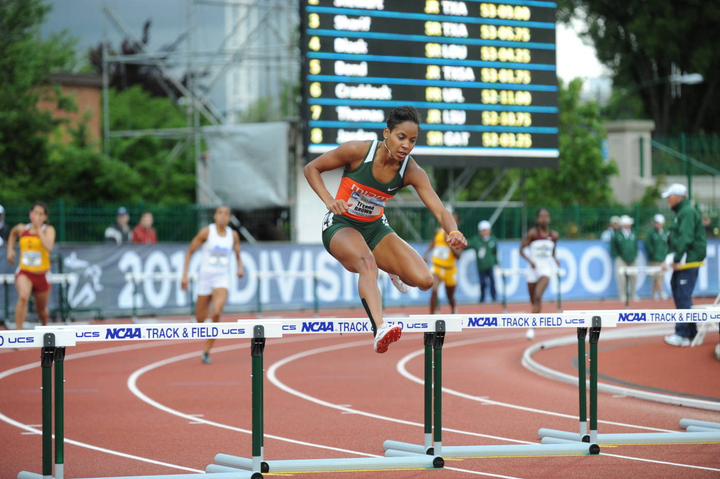 T'erea Brown Punches Ticket to London
