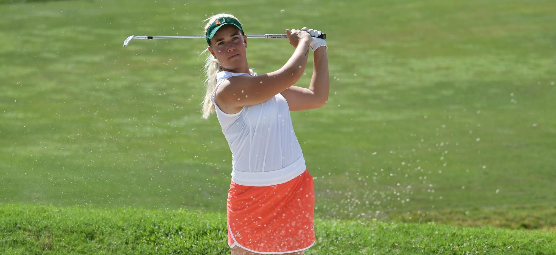 Hurricanes Sit in Fourth Place at Betsy Rawls Invite