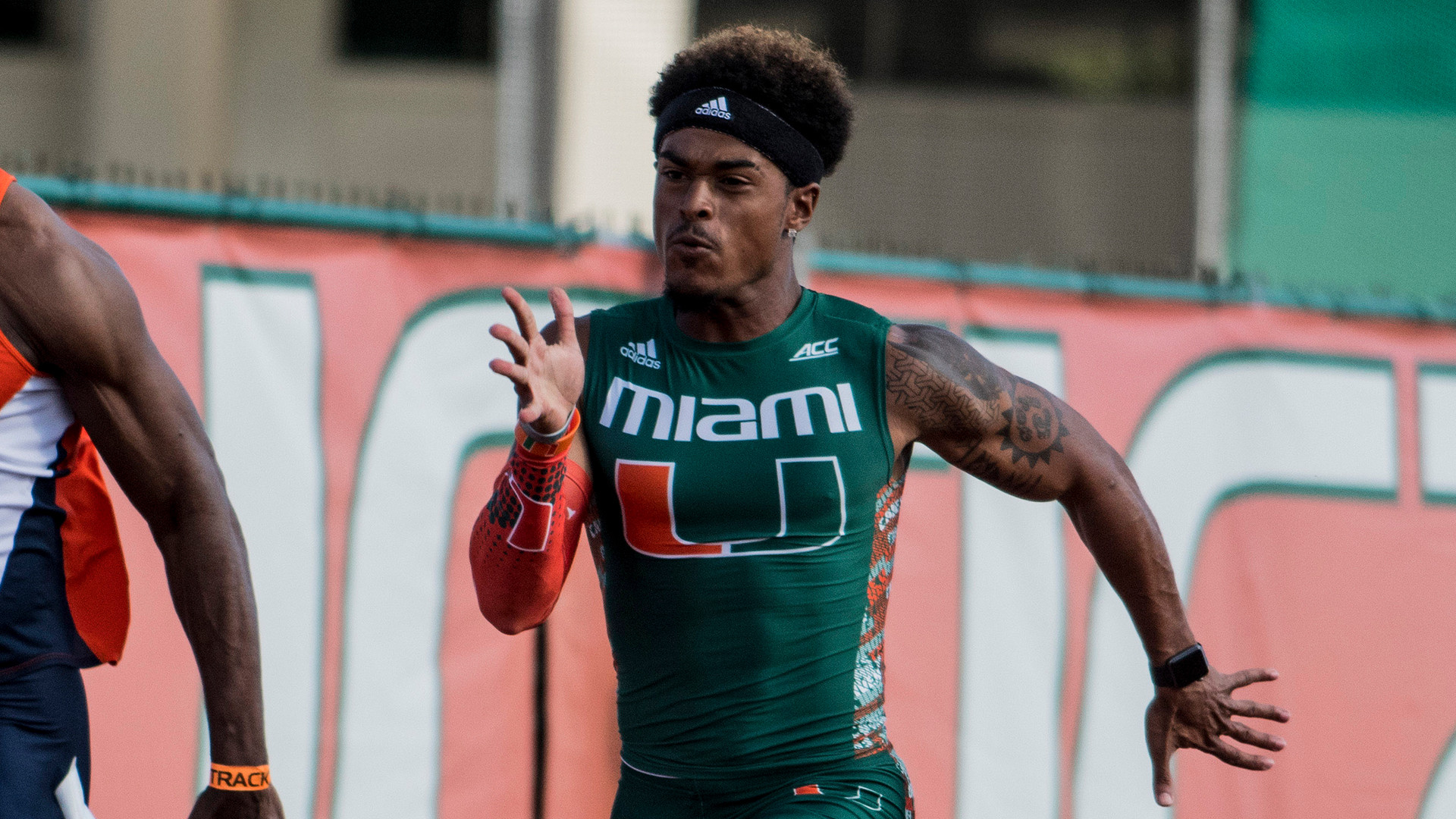 Sprints and Hurdles Shine at Hurricane Alumni Invitational
