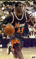 Miami Men's Basketball Falls To Charlotte, 95-63