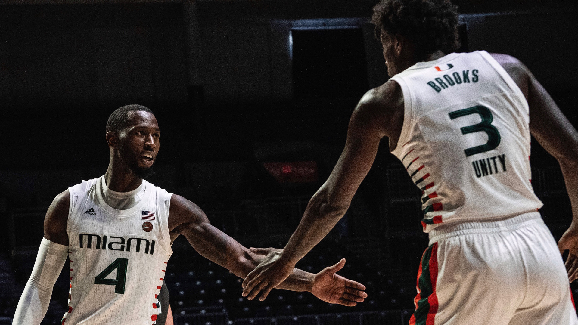 MBB Defeats Jacksonville, 73-64