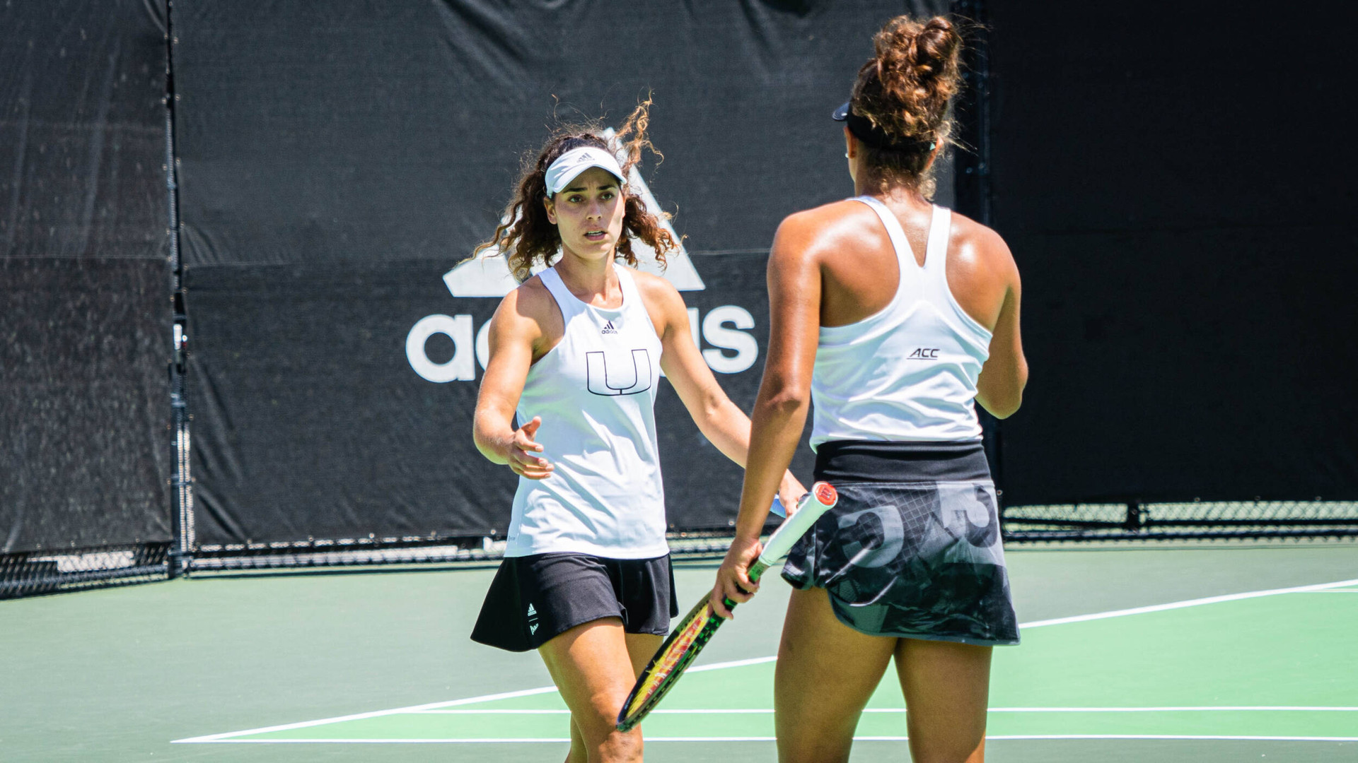 W. Tennis Storms Past Ninth-Ranked Virginia, 6-1