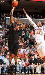 Hurricanes Get Crucial Road Win Over Cavaliers