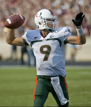 Robert Marve passes during the third quarter.