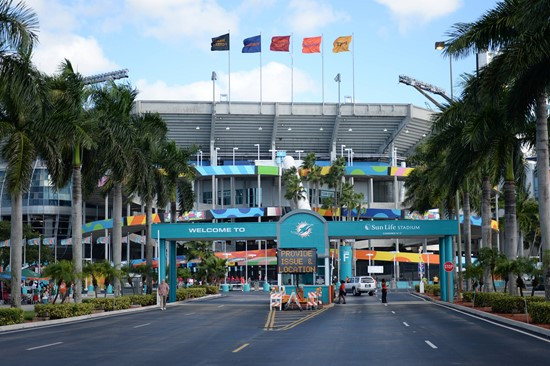 The University Miami Hurricanes take on the Cincinnati Bearcats at Sun Life Stadium on October 11, 2014.   Photo by Steven Murphy/SPN
