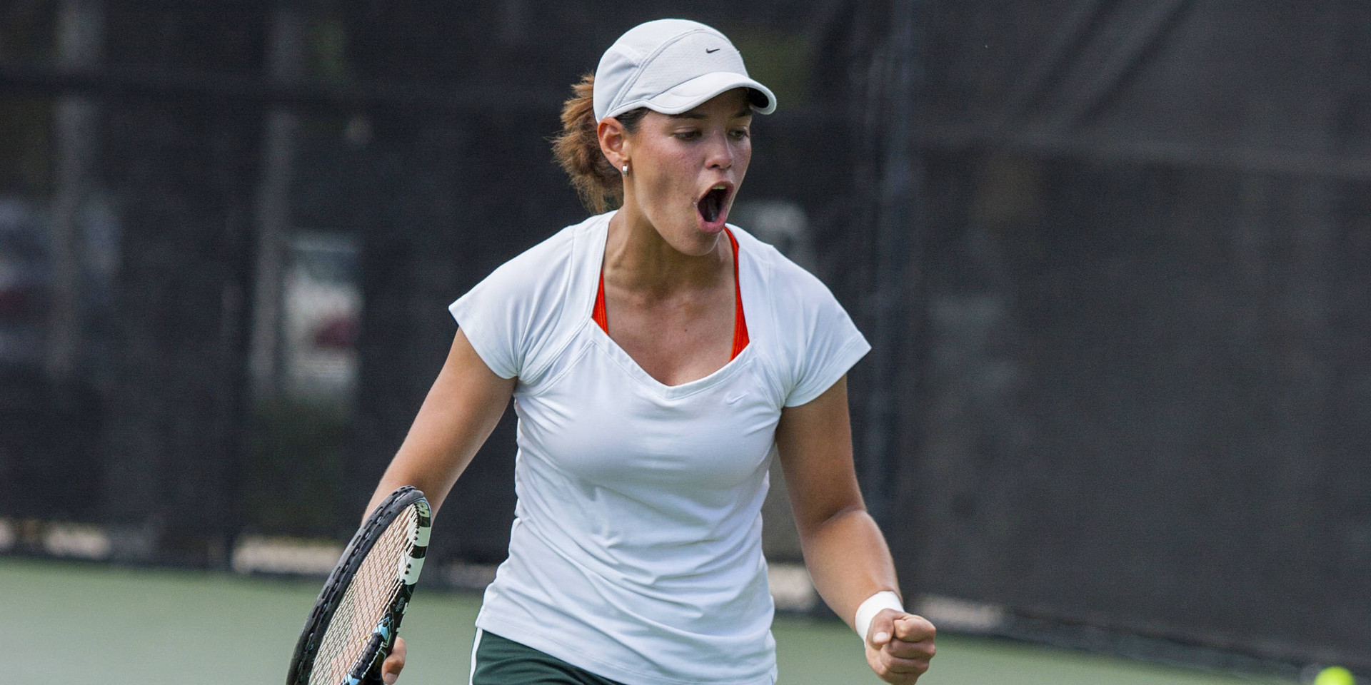 Melissa Bolivar Earns Undergraduate Degree