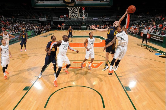 UMmbk122213-001.jpg