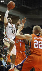 Hurricanes Fall to Clemson