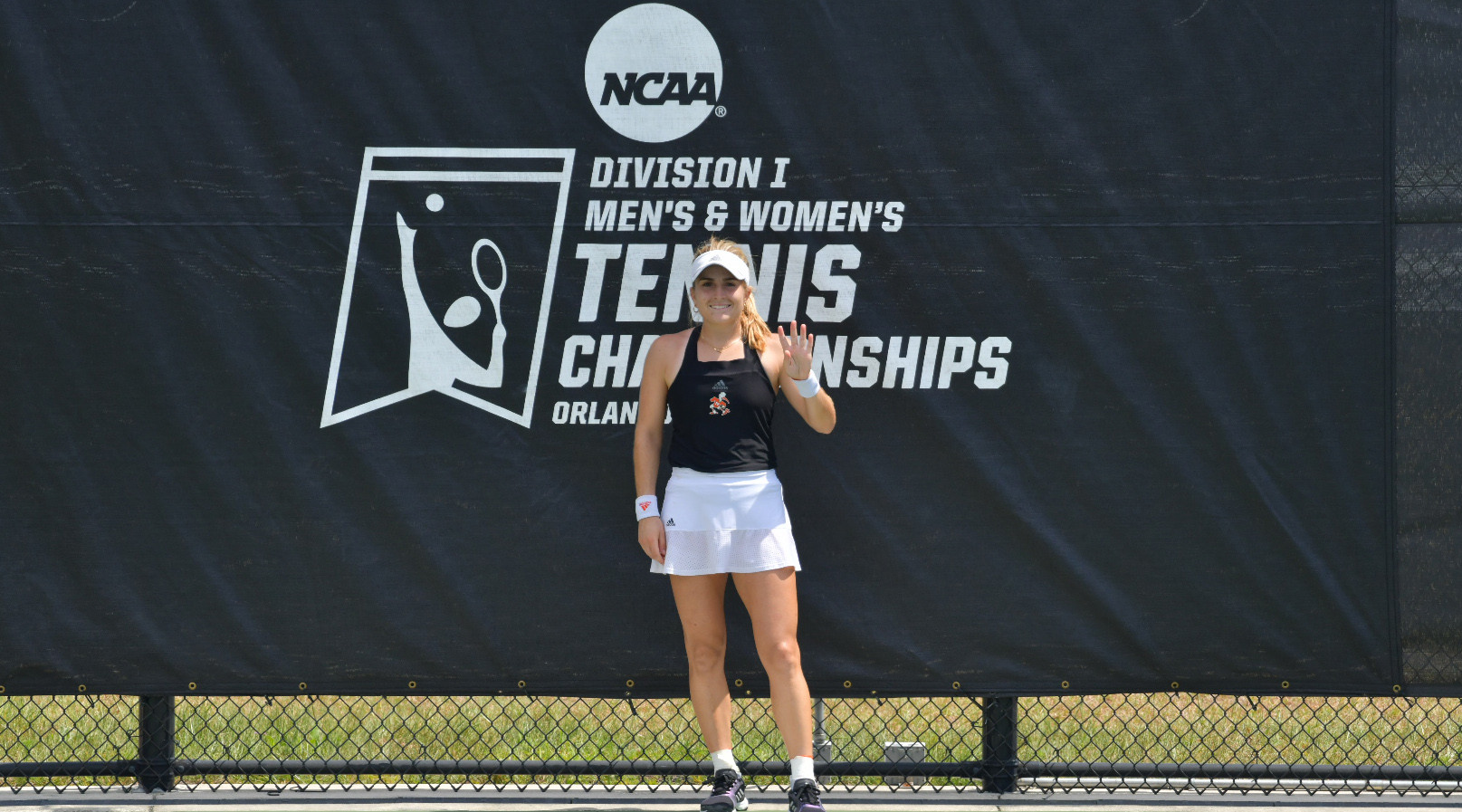 Perez-Somarriba Rallies to Reach Third NCAA Final Four