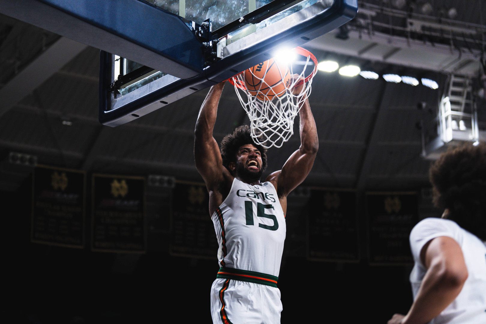 Omier Scores 33, Miami Defeats Notre Dame