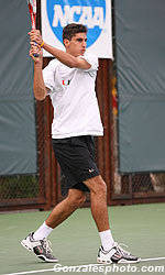 D'Agord Cruises in First Round of NCAA Singles Championships