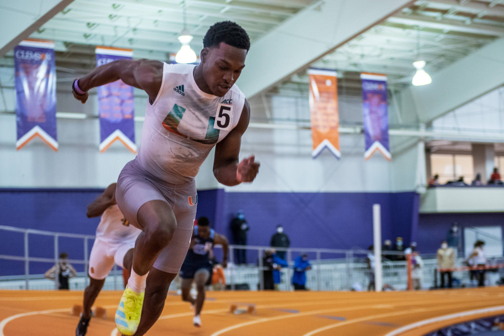 Stewart-Baynes Cracks Miami's 400m Top 5 List