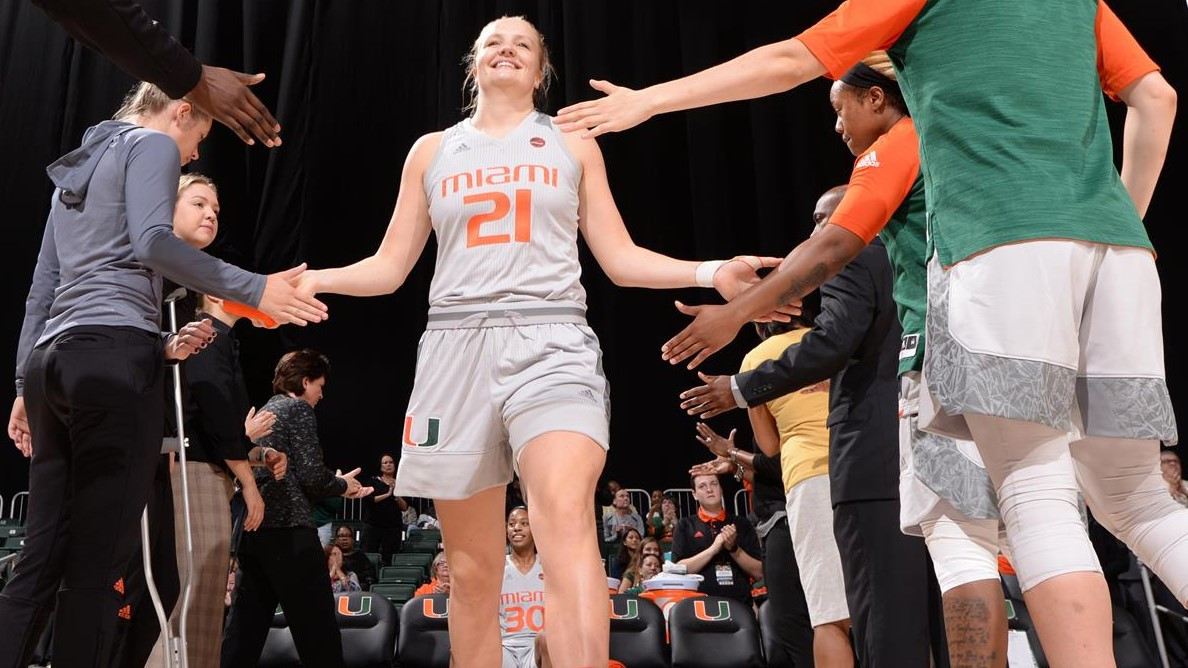 WBB Hosts No. 4 Louisville on Elementary School Day