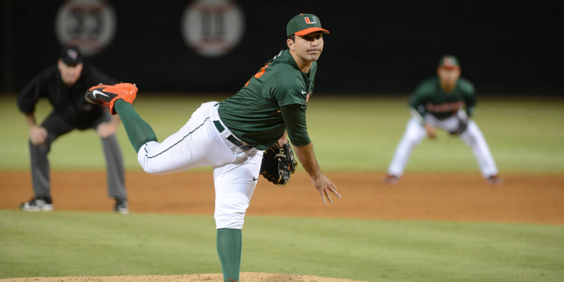 No. 5 Baseball Going for Season Sweep of FGCU